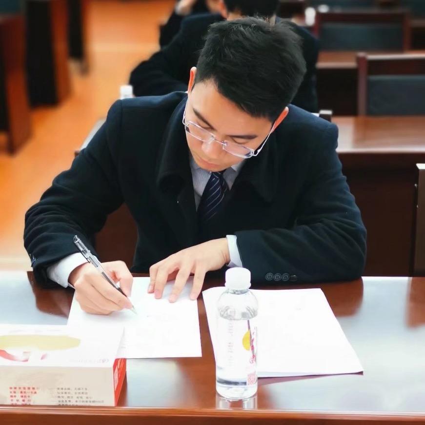 刘雄飞