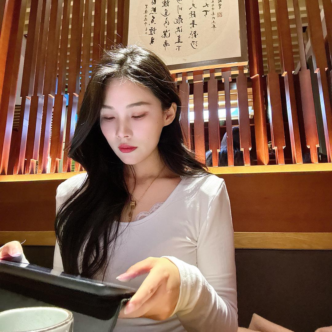 戏精秀儿