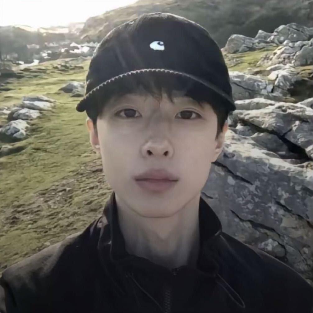 ￴ ￴￴ ￴ ￴ ￴