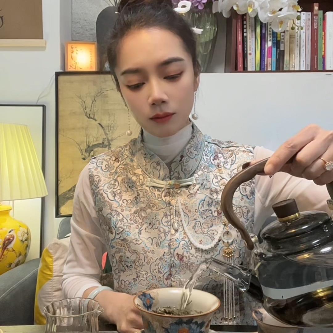 飞飞不会飞