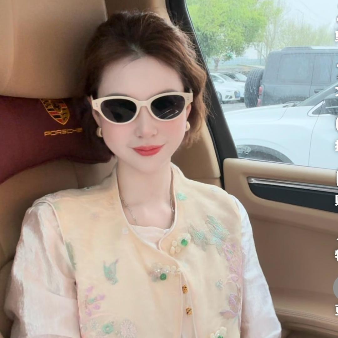 黄佳敏（新中式高端定制女装）
