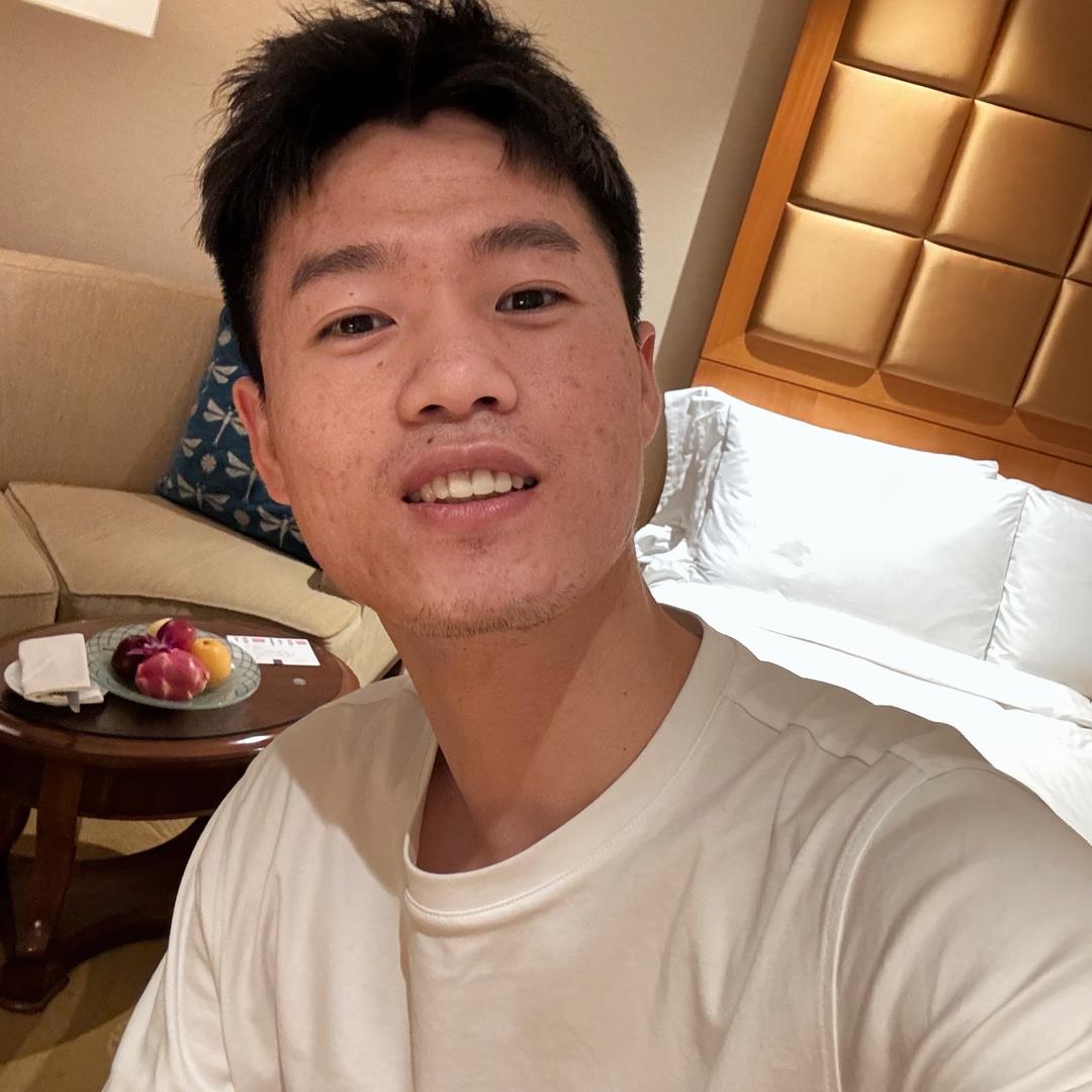 爱分享的凯文学长