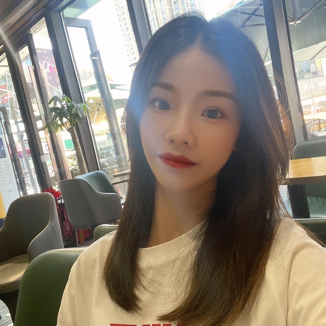 A仕通游泳健身--雯雯