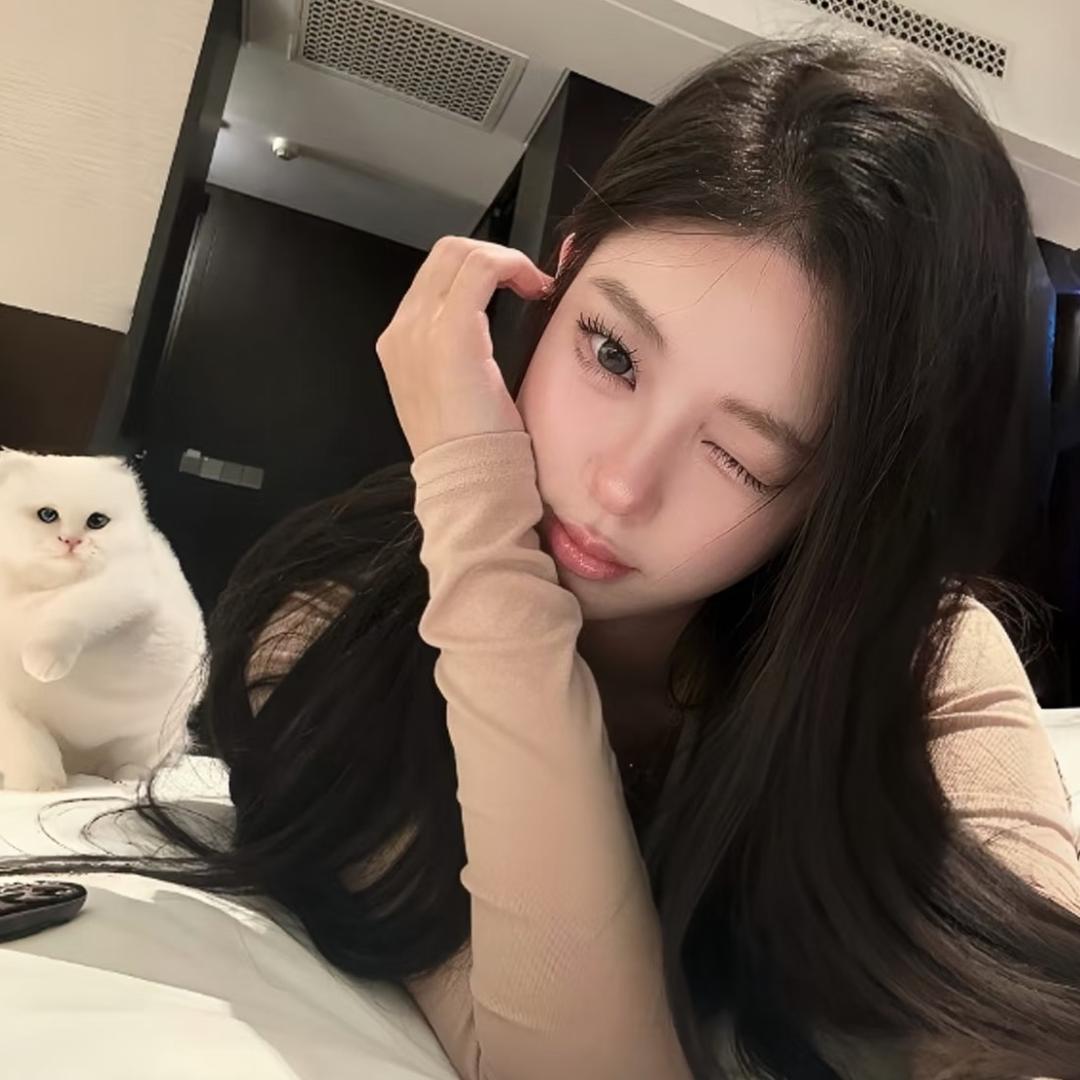 依然 化妆师晴晴