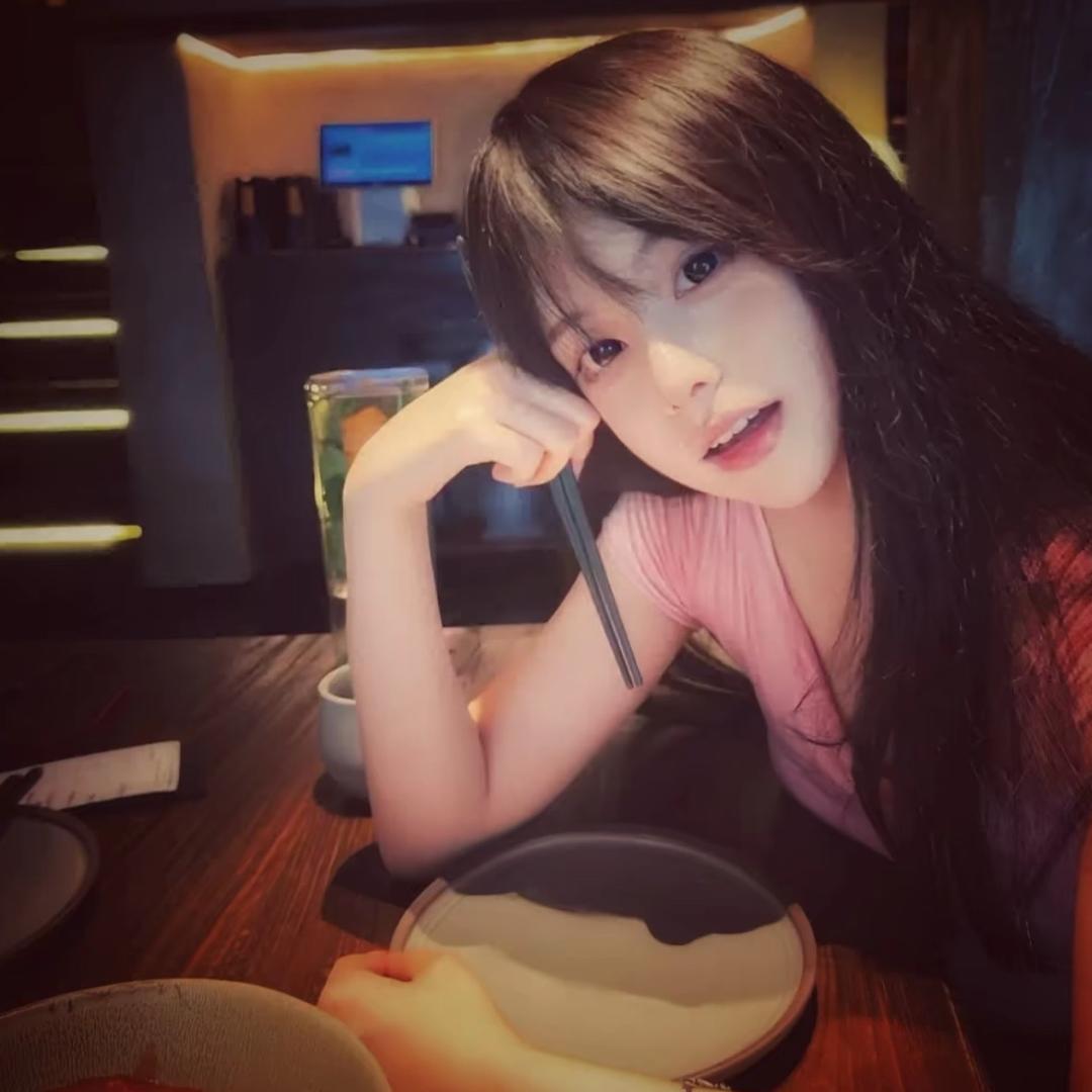 女主.