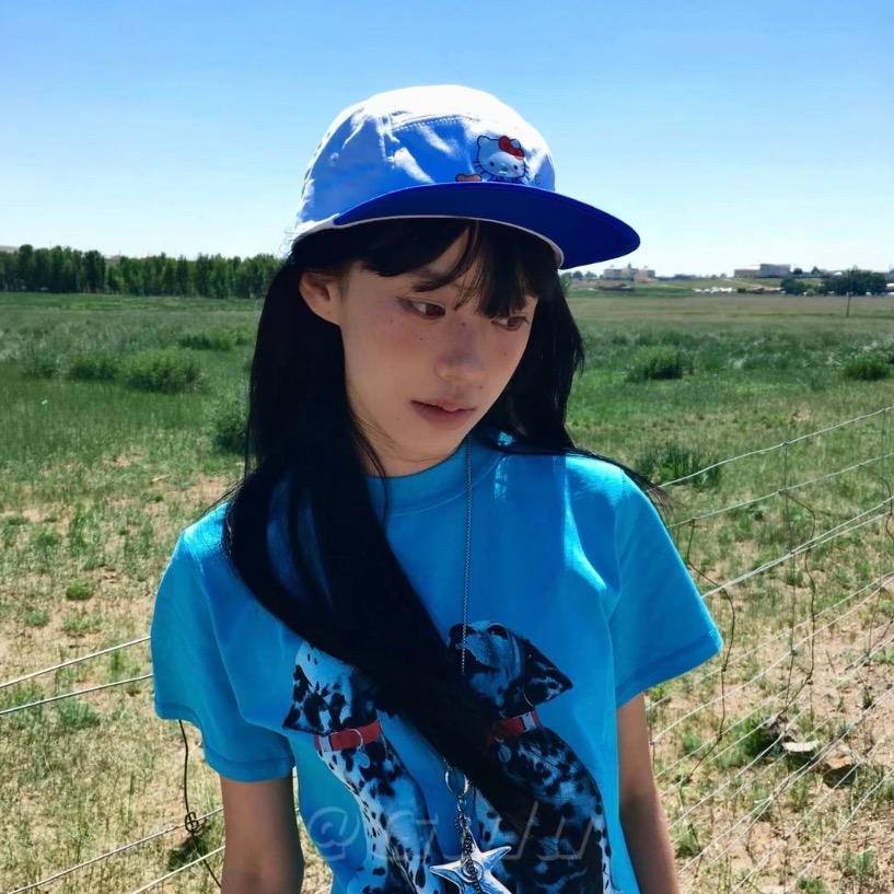 李安琪.
