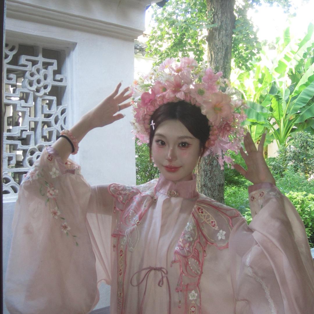 想瑶吃蒸梨