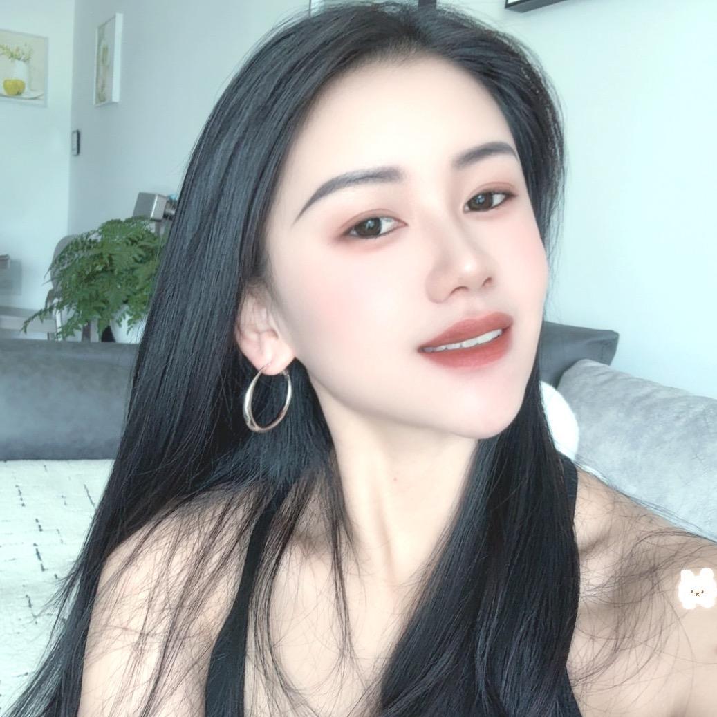 爱笑女孩