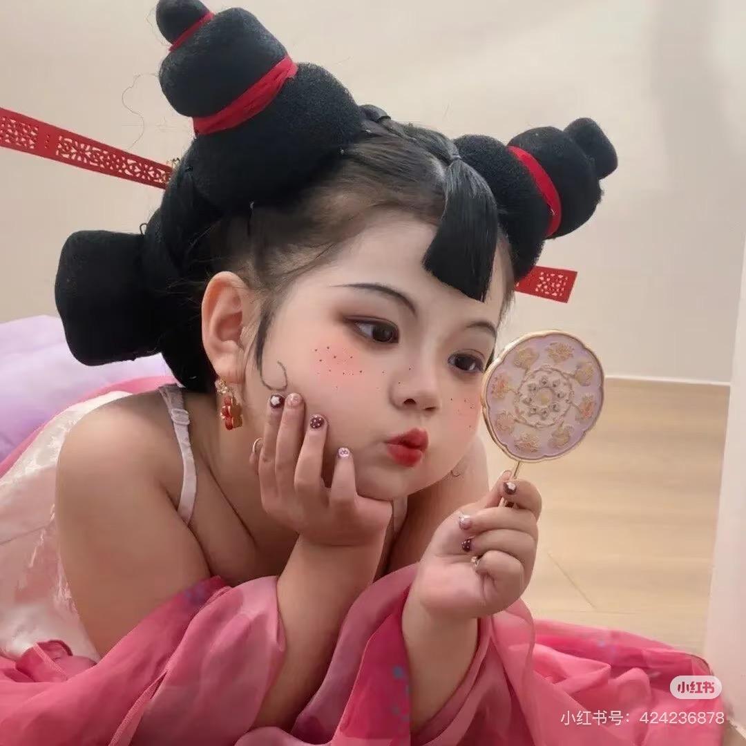 大脸露娜在深圳