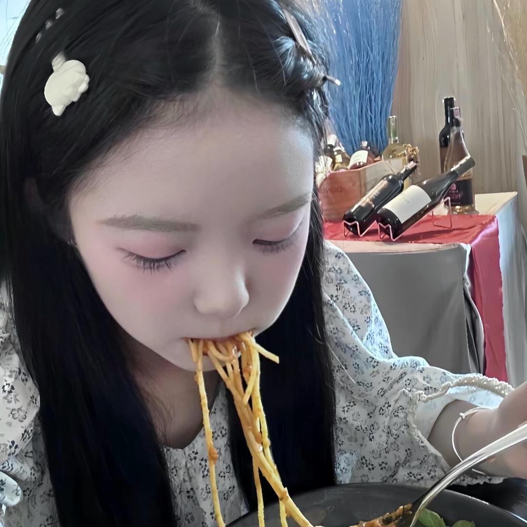 天天犯困.