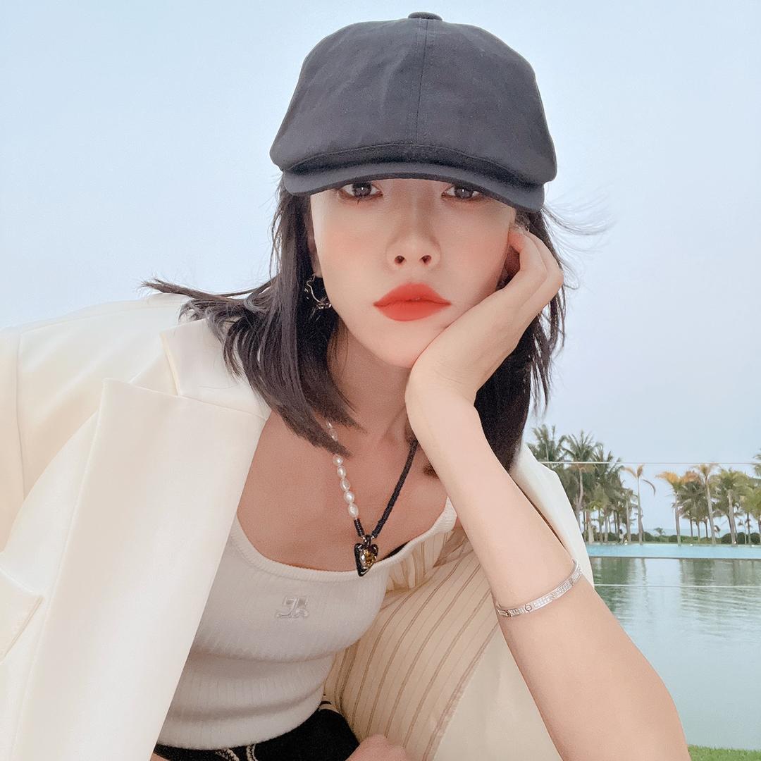 红馆李吉静穿搭分享