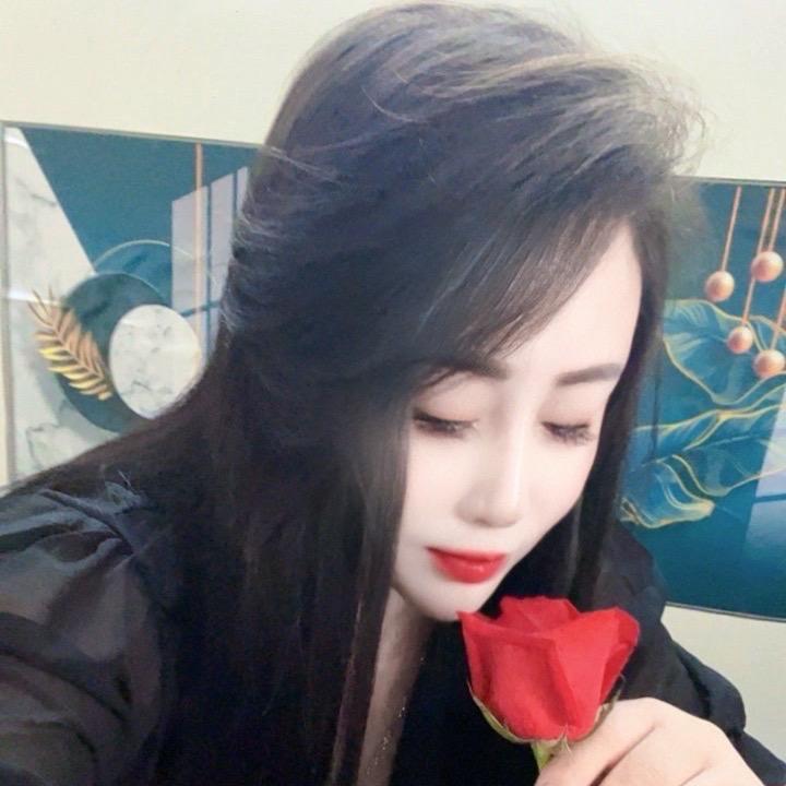 ヽ泪水如钻石般耀眼，