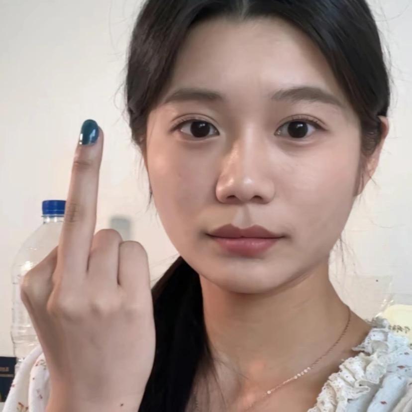 周女士的小姨