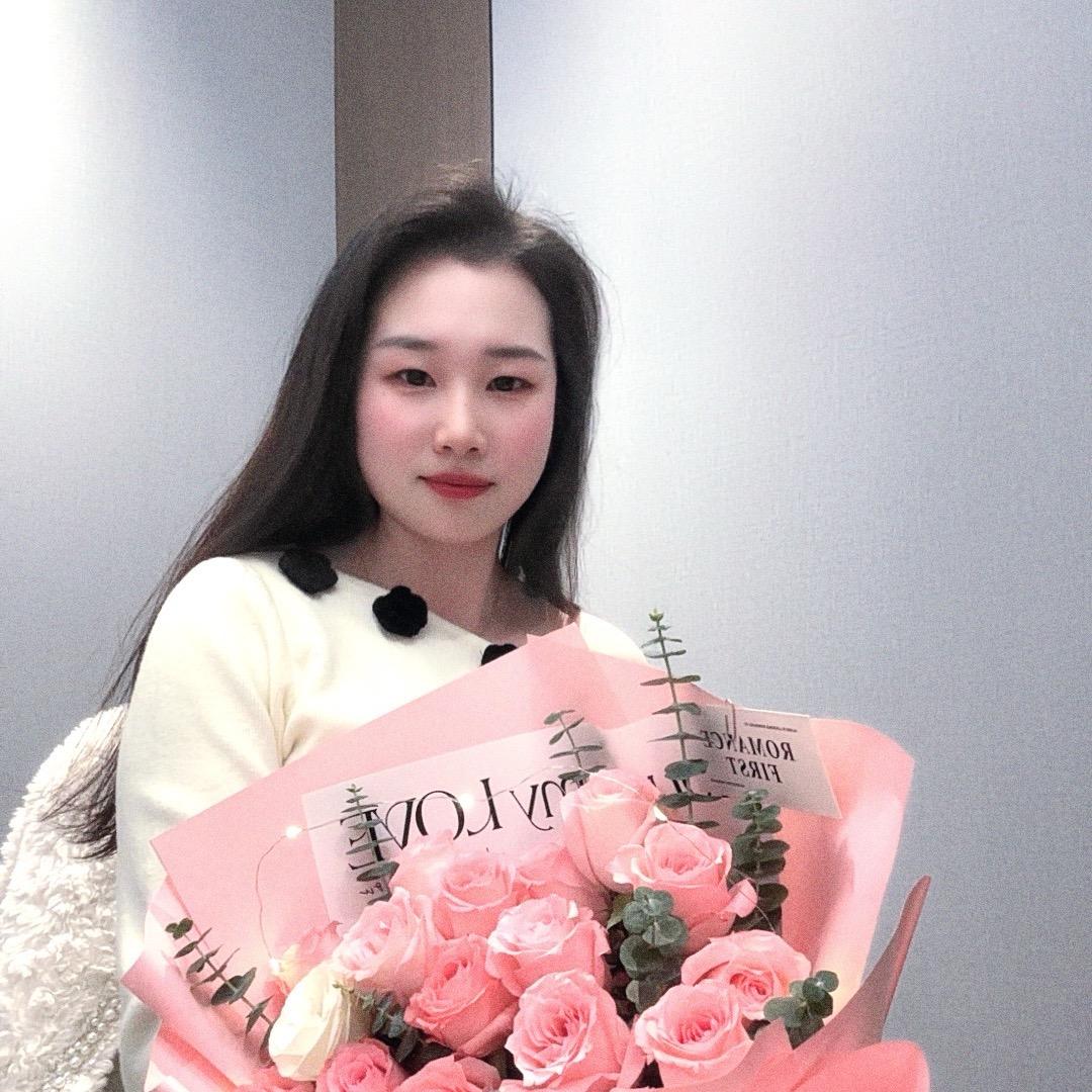 🍒 半ོ⚘糖 💕