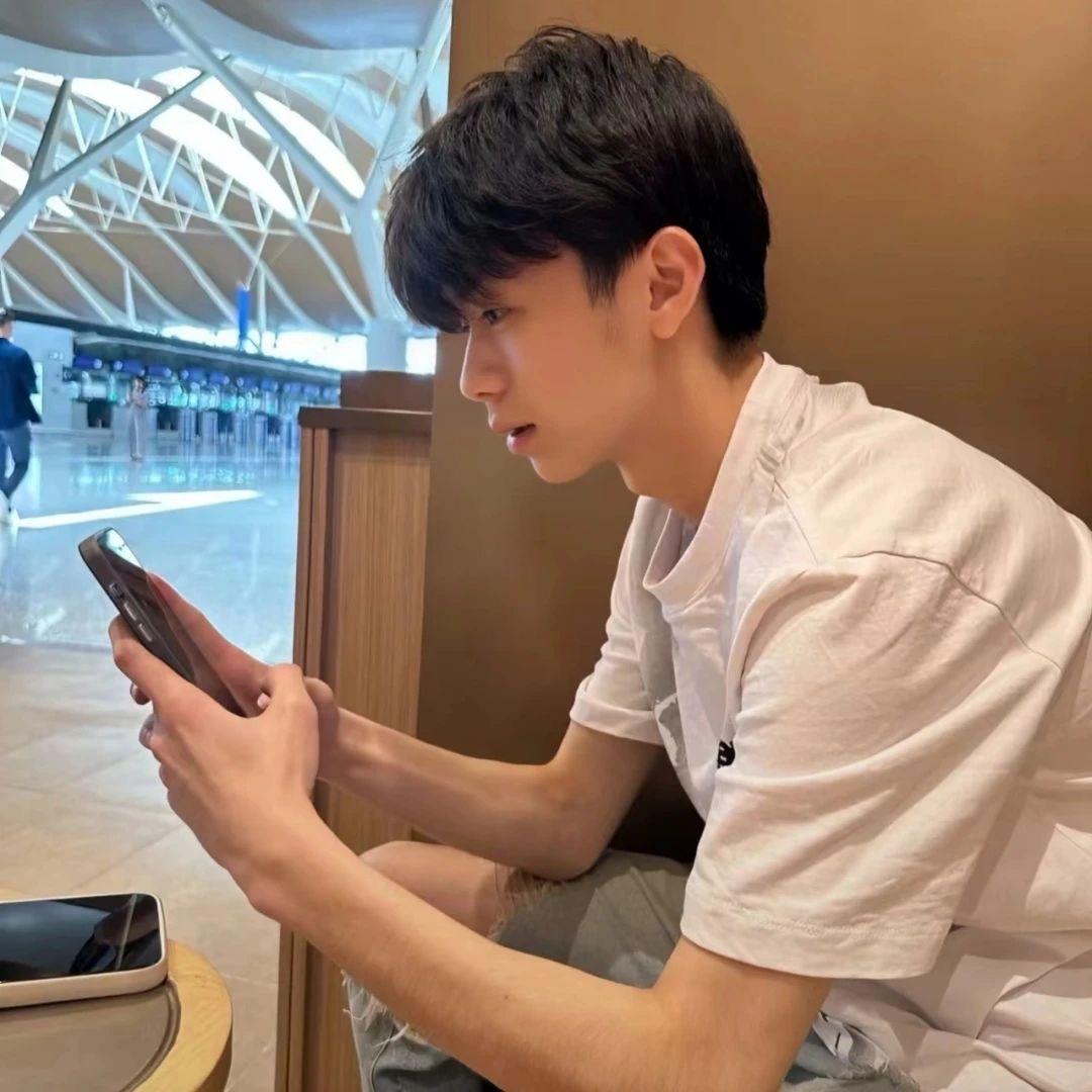 仔仔旺👀（人机）