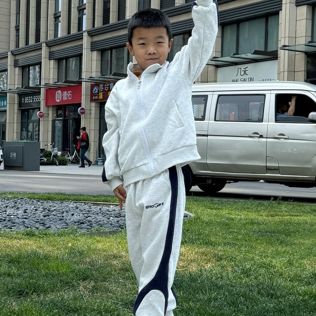 yiyi同学吖