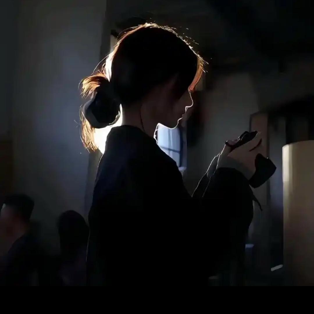 丫头电影🎬（🫡关注）