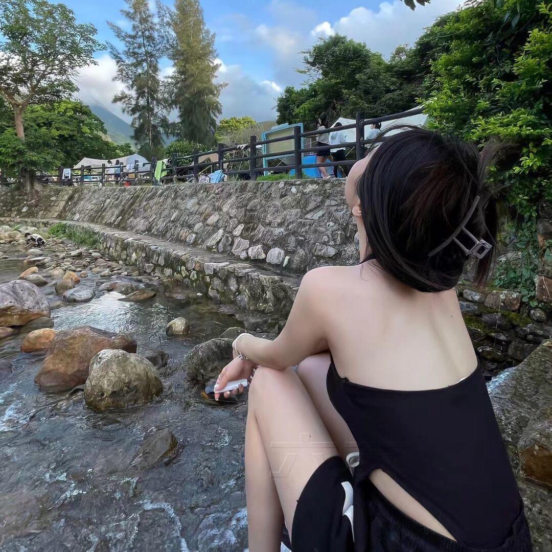 晞伊.