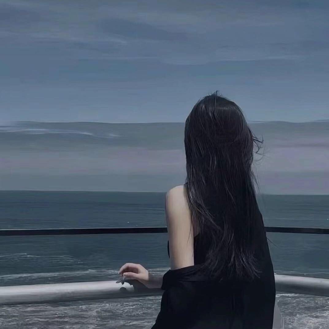 悦己°