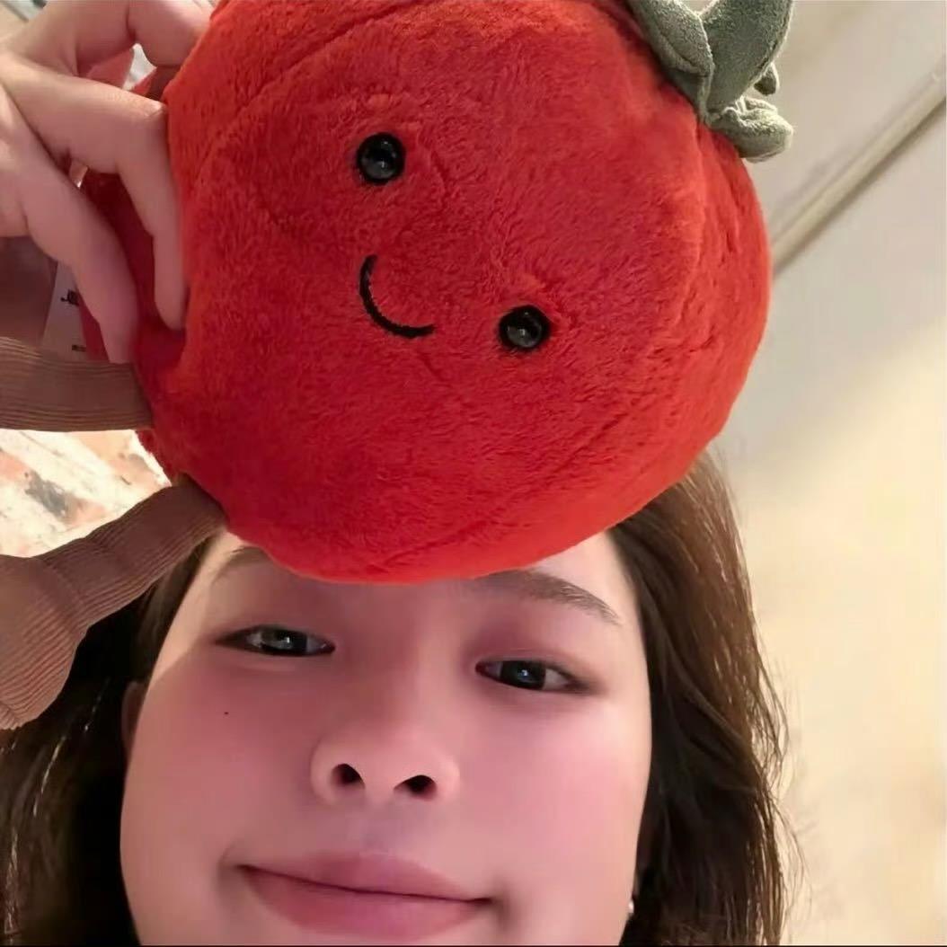 吃口西红柿🍅