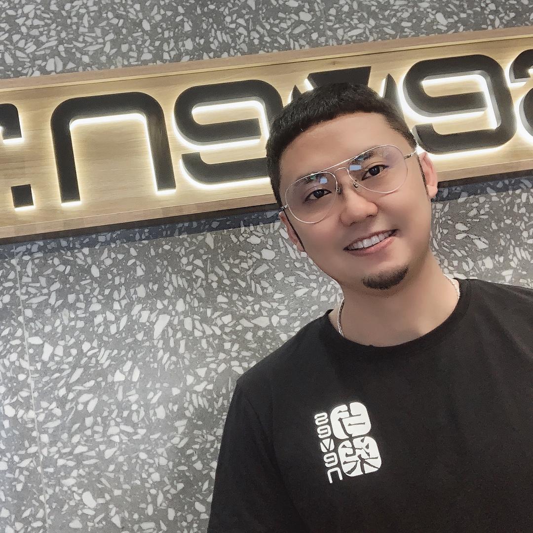 丹东Seven7 马涛剪发日记