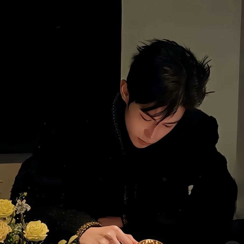 奥斯卡酒吧.华华