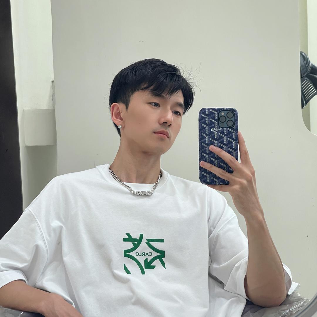 李财是单眼皮