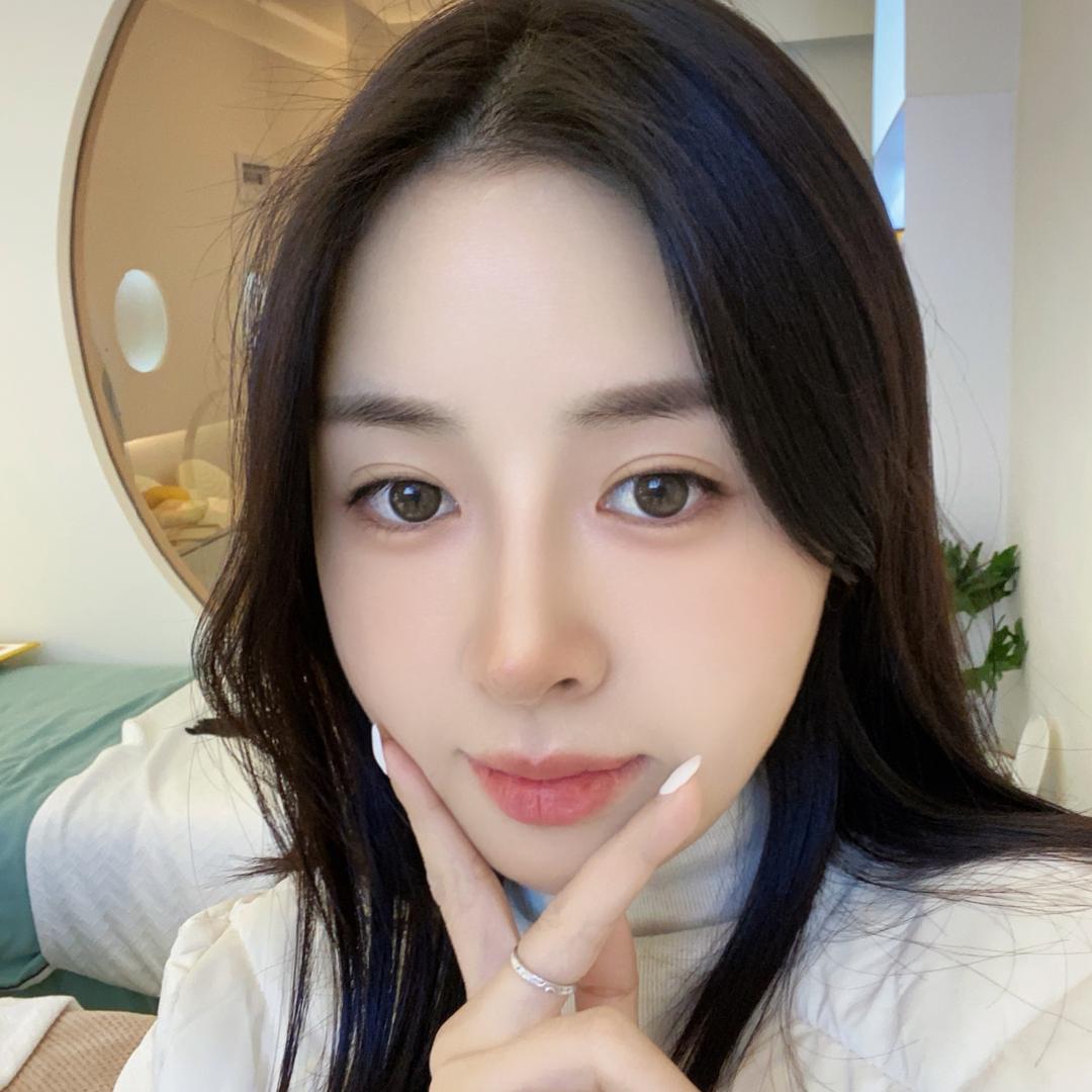 贵州-遵义妆造师@念念