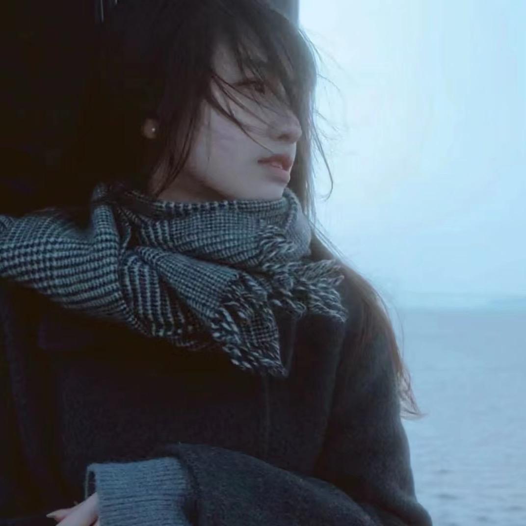 吃冻梨的雪妮