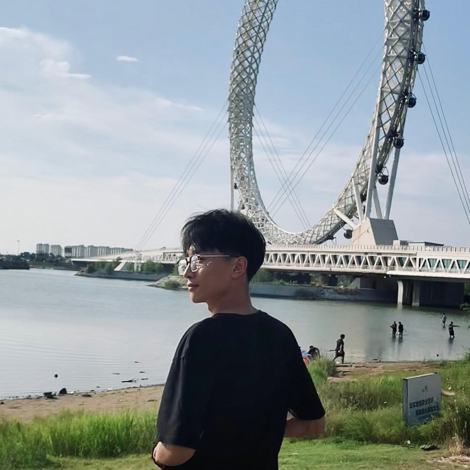 田浩浩