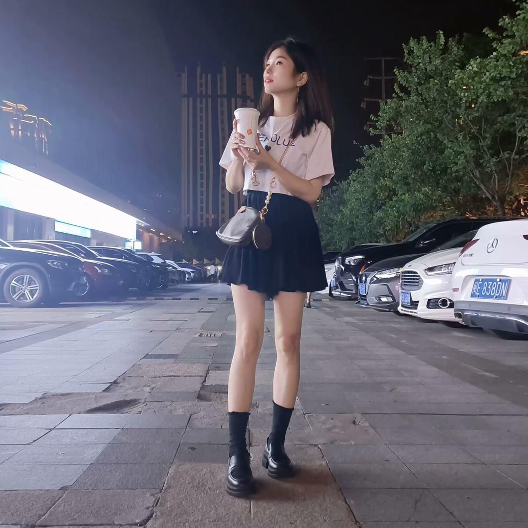 小盆友的贞老师🥥