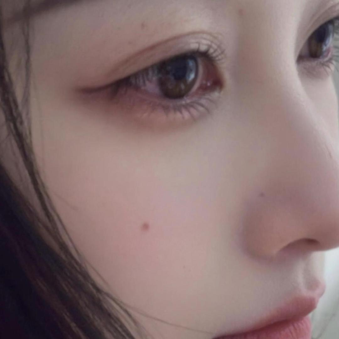 在左边