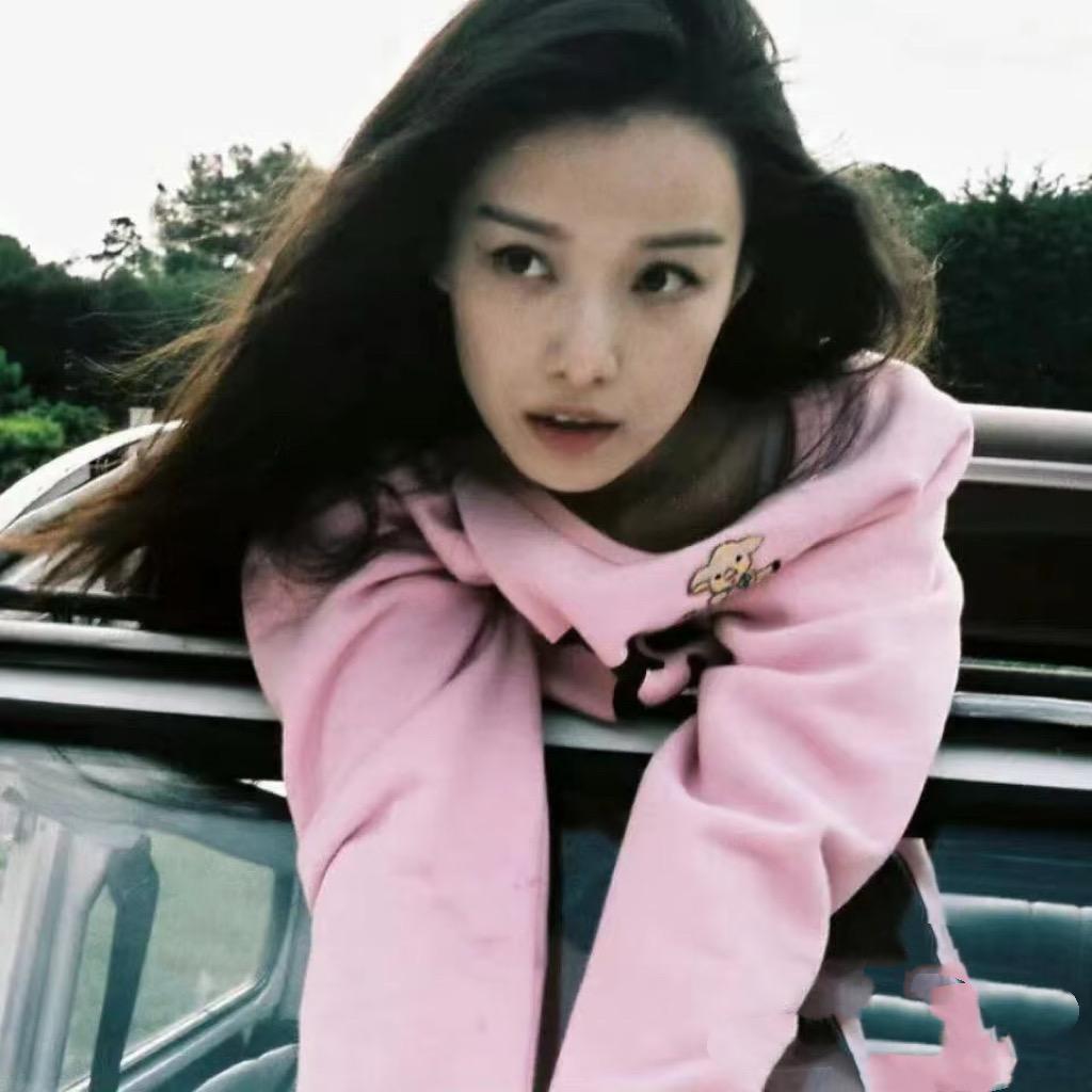 殷☁️☀️🍀