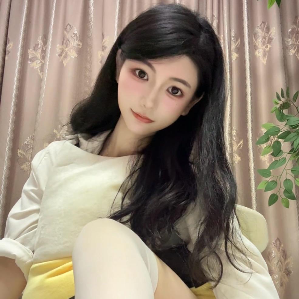 哈喽依依