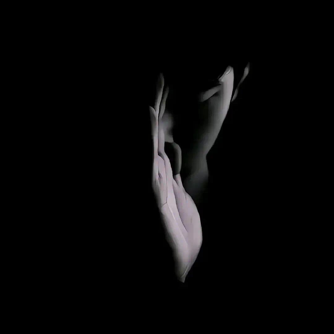 💋 ೄ不唱情歌 、💋