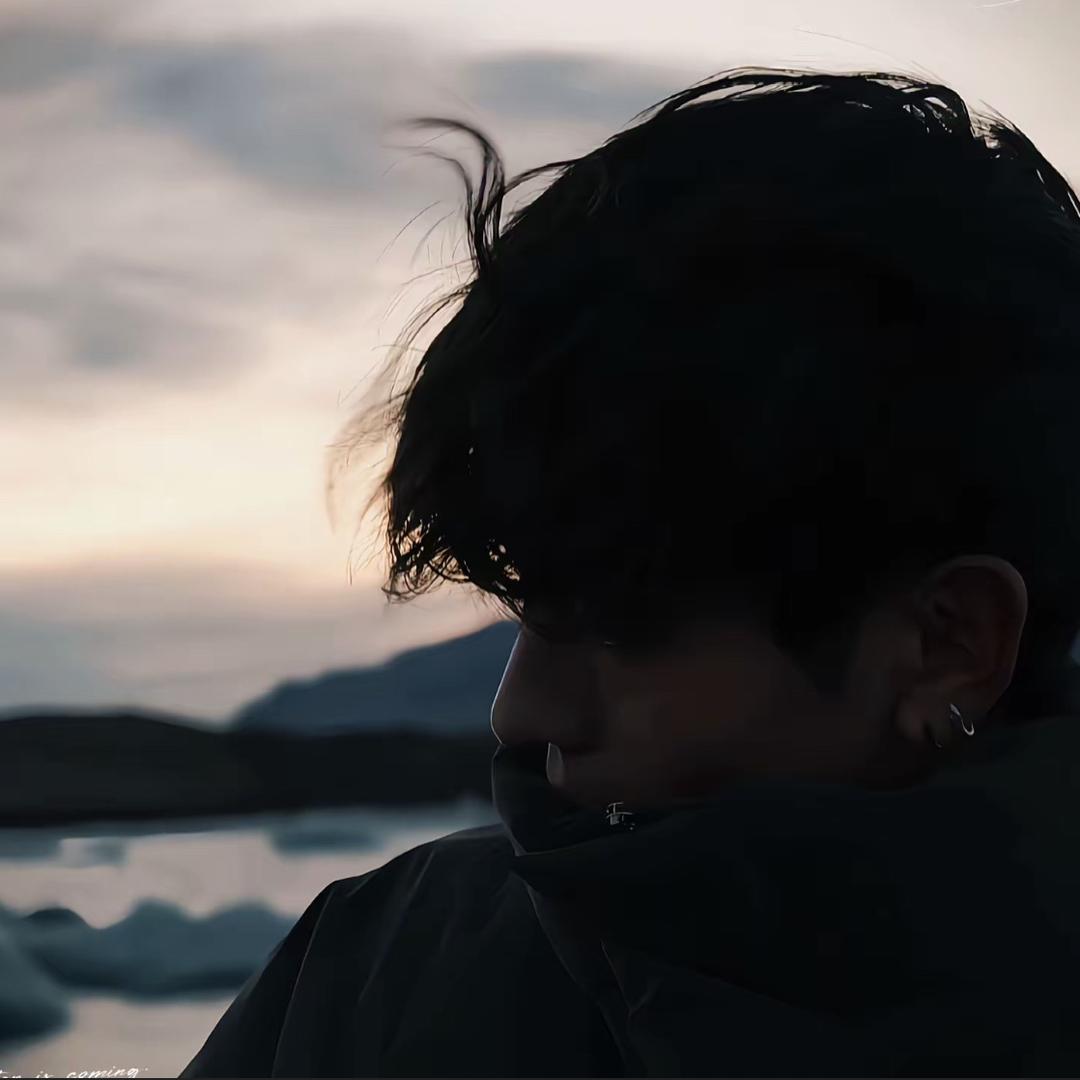 往日之后的弧映