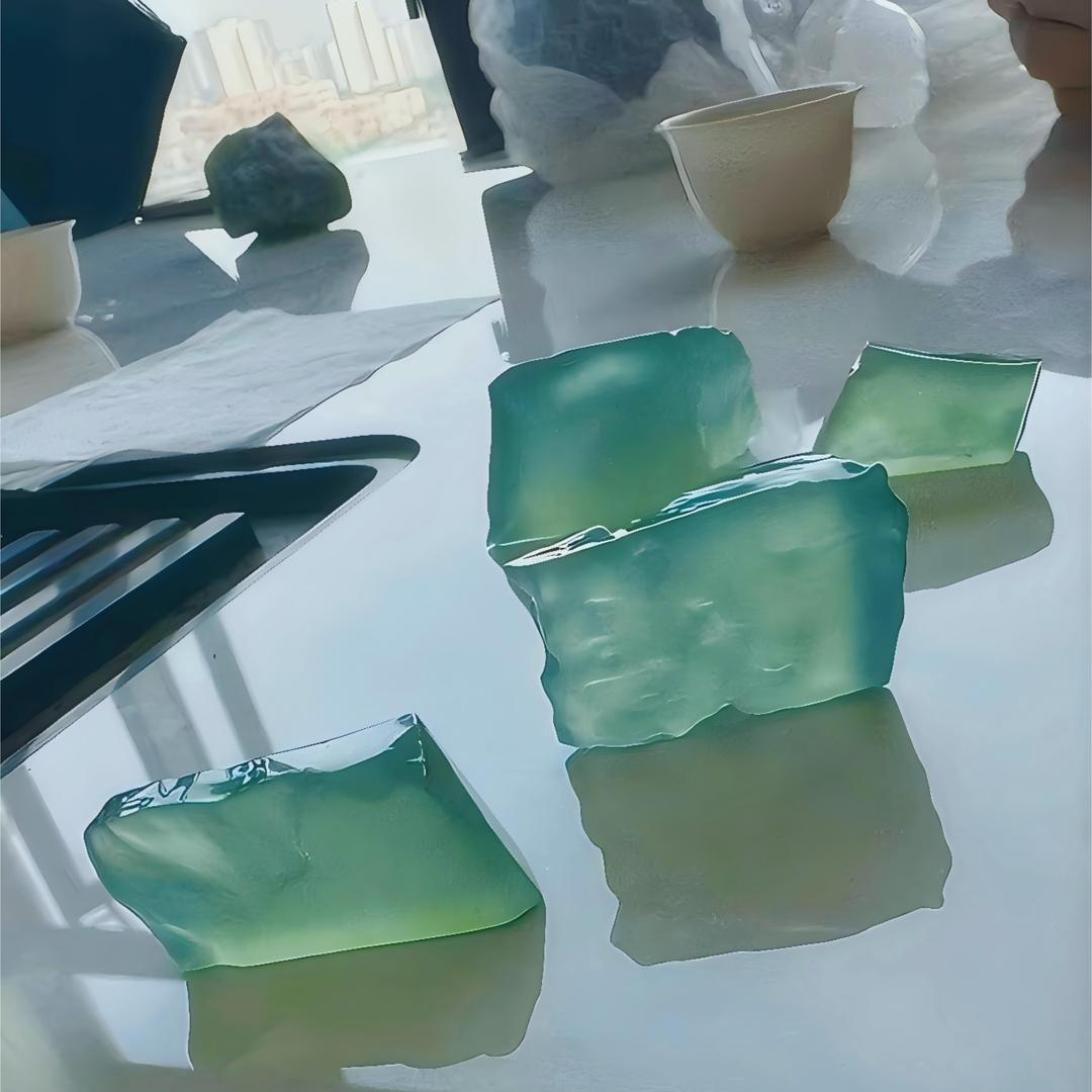 璞石翡翠