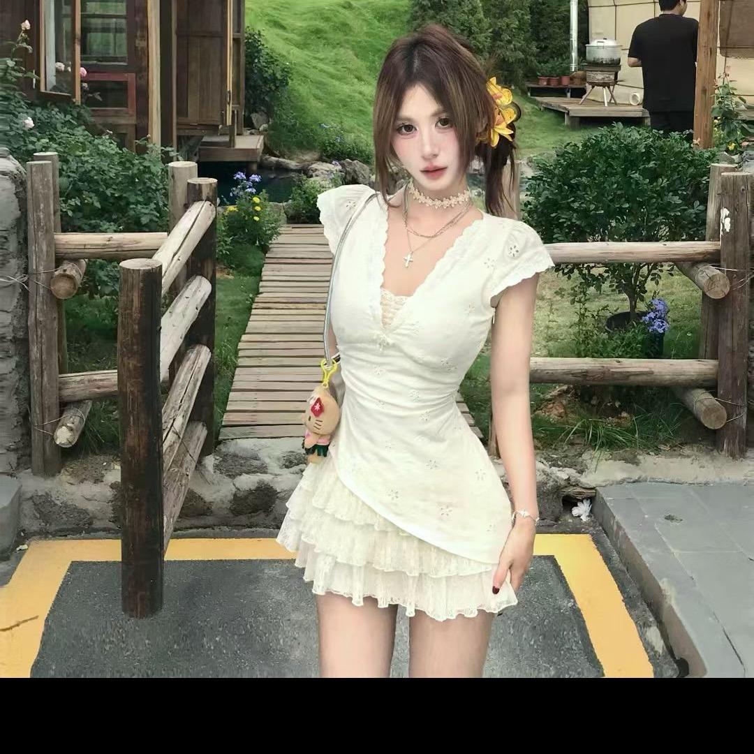 CC.