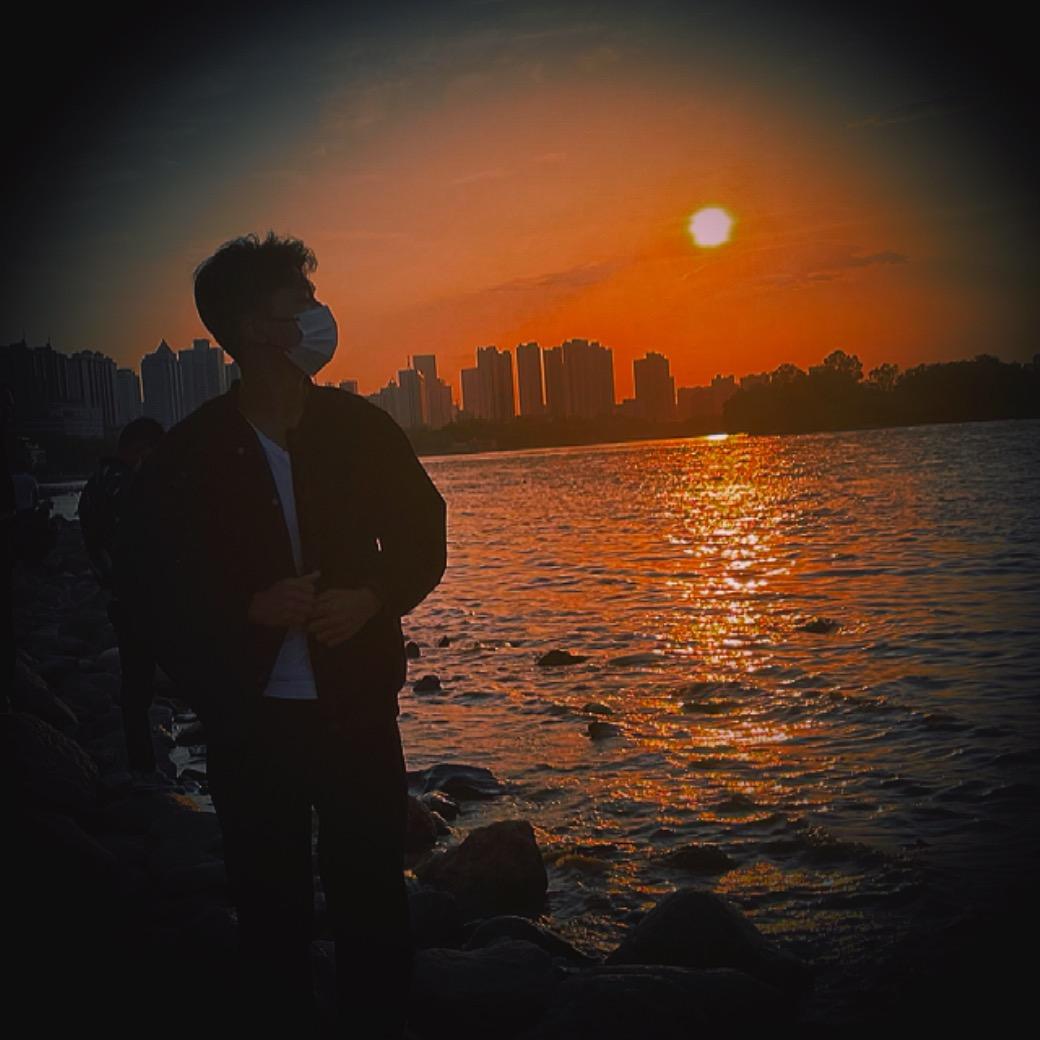 星卅💭