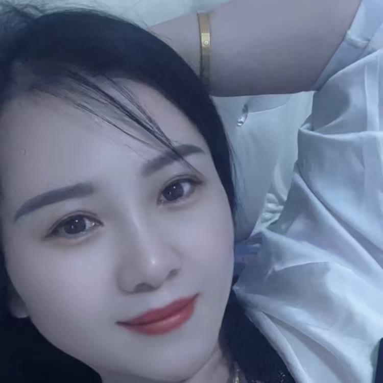 🎀回眸一笑 兰妞🎀