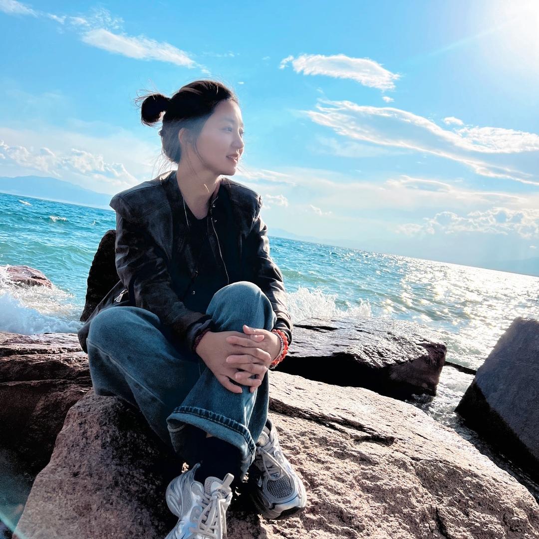 百悦城二楼kaka 女装