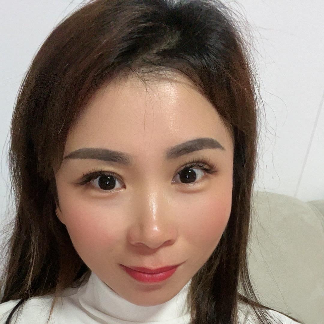 士红云(嘻嘻)