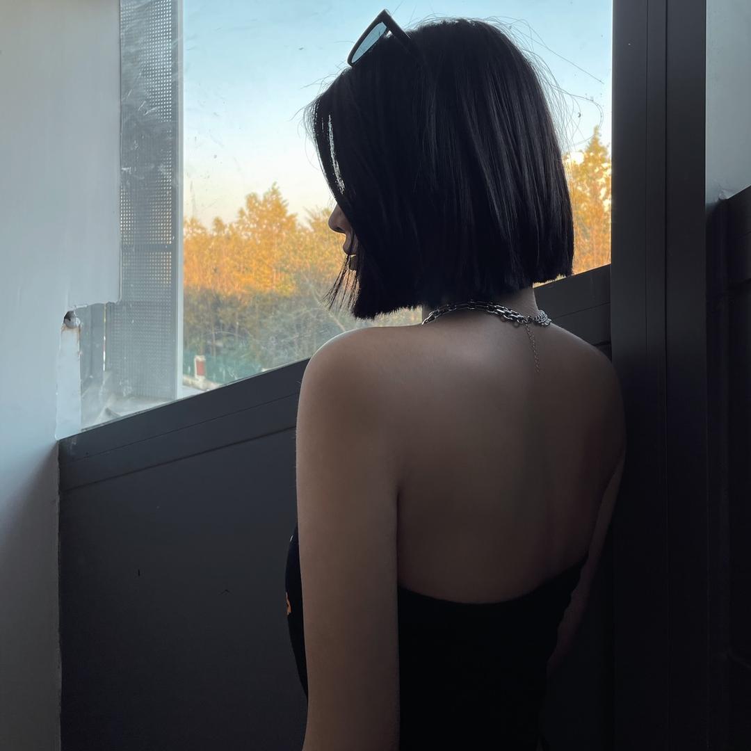 Chloe.