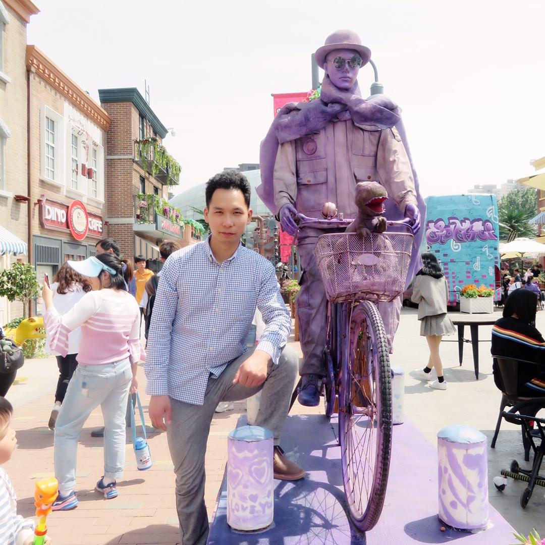 | 爱钓鱼的大猩猩、