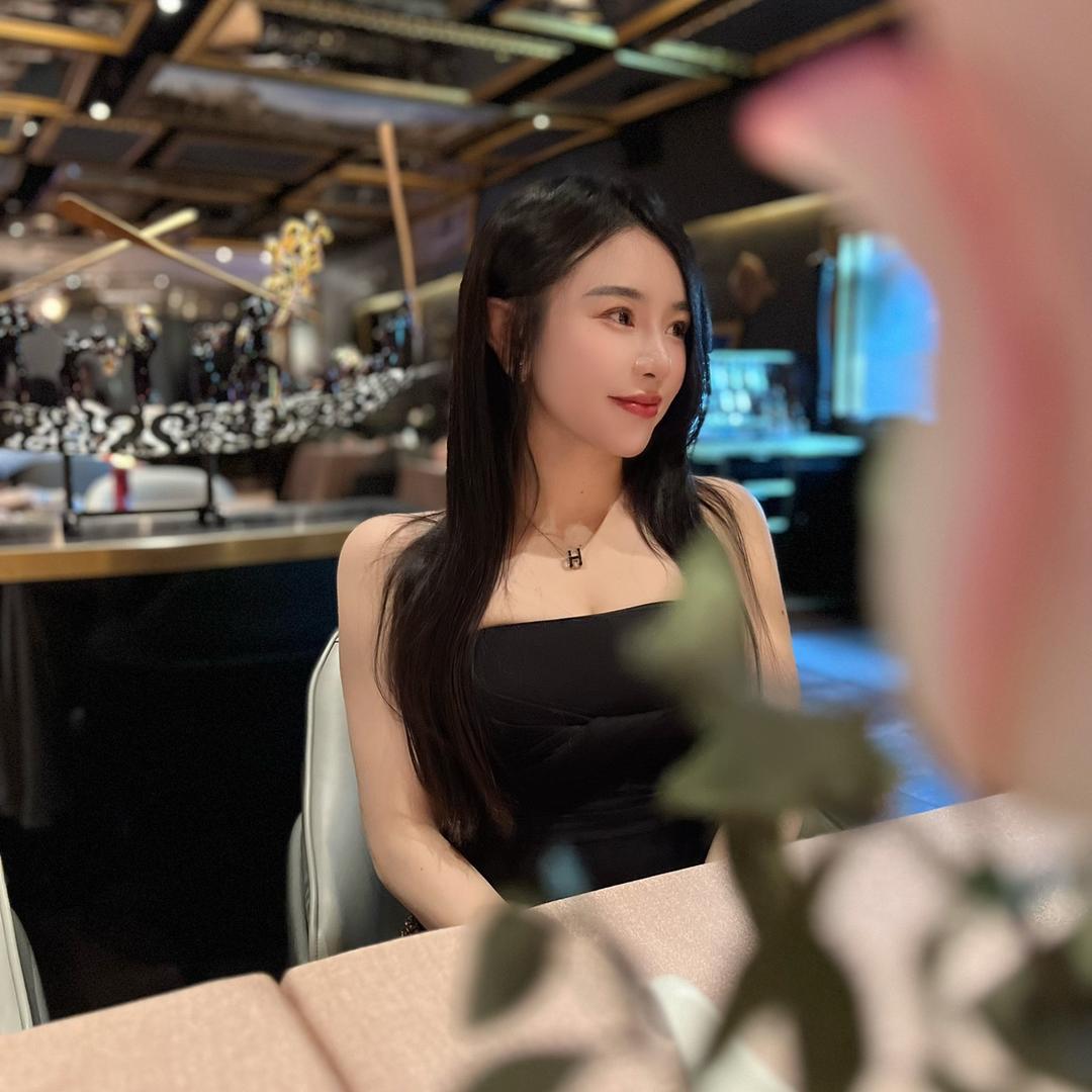 Sherry雪儿
