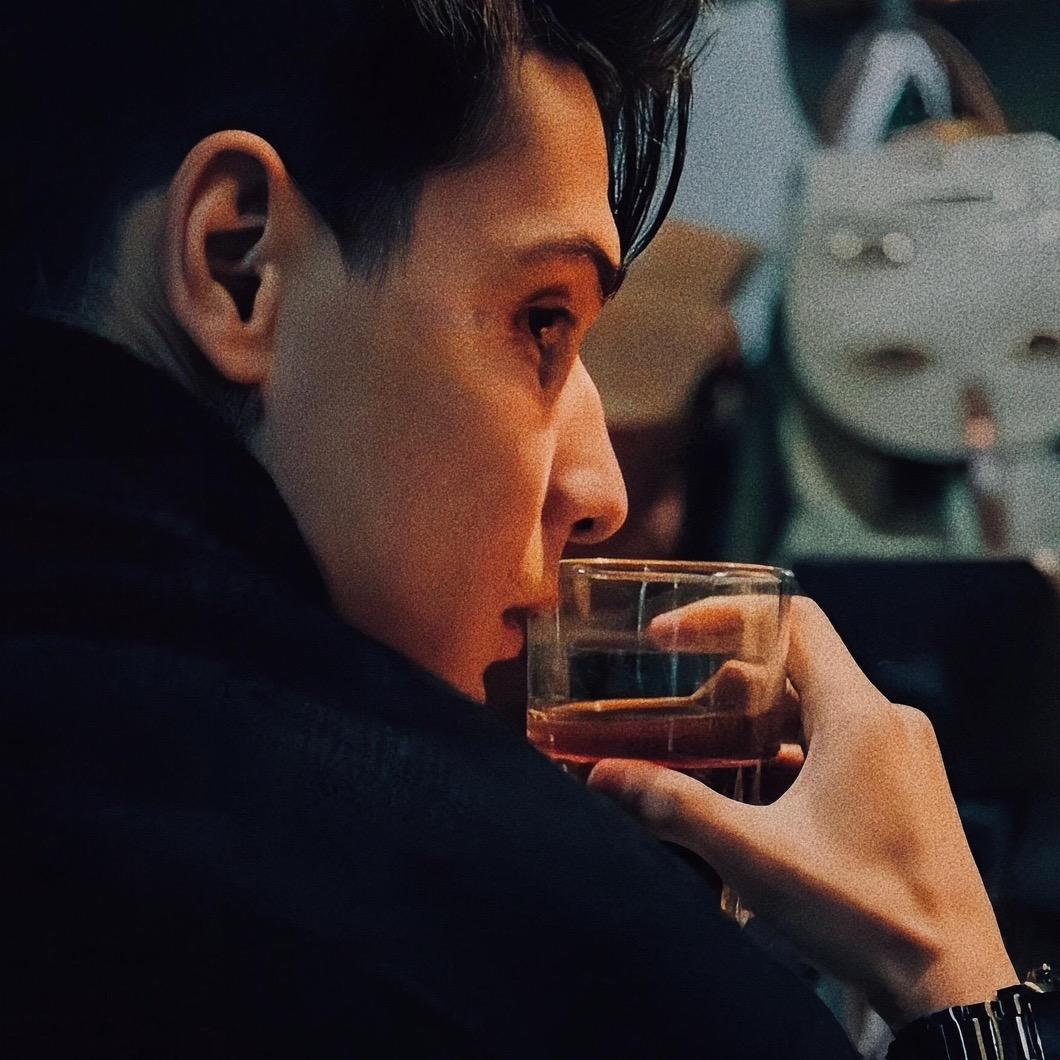 大 召 哥