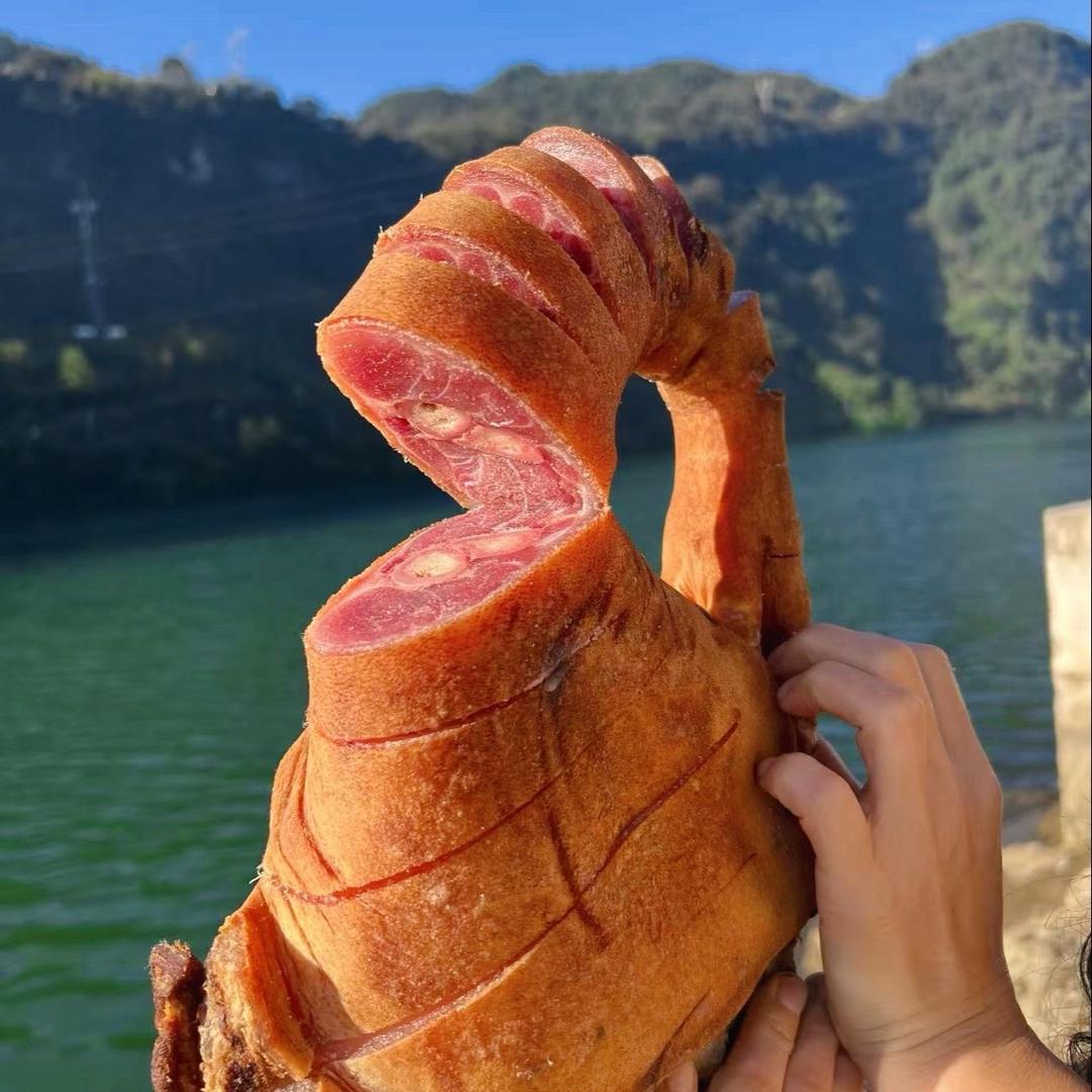 长阳土家腊妹子