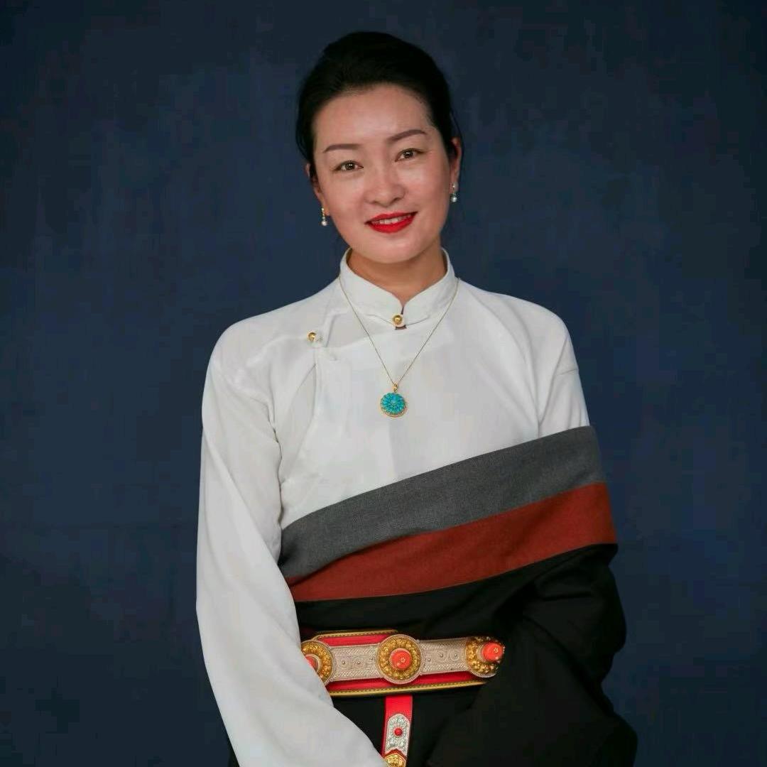 阿佳旺姆的小卖部