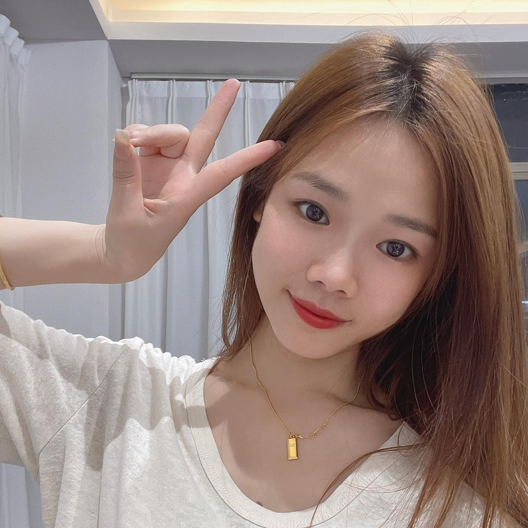 广州市增城贝微服装店