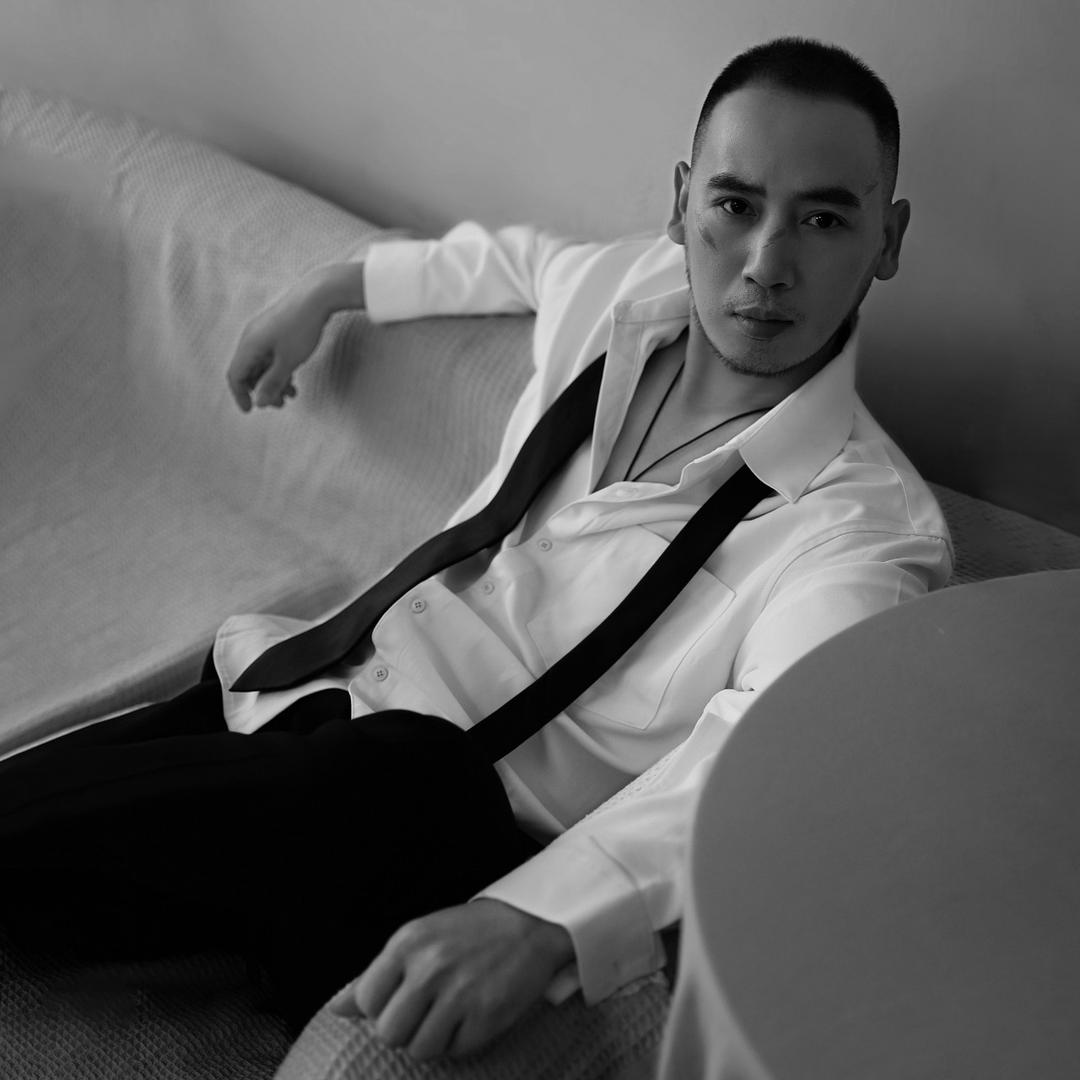 杭州美发 烫 染 减龄发型专家KING